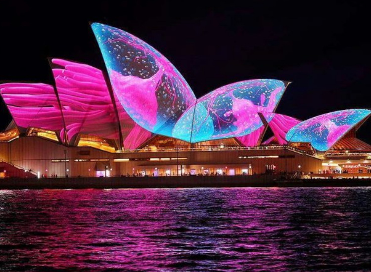 Nhà hát Opera Sydney trình chiếu ánh sáng nghệ thuật trong lễ hội Vivid Sydney